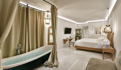 Signature Three Bedroom Suite with Private Pool & Garden View