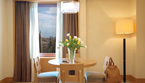 Suite (Lazart)