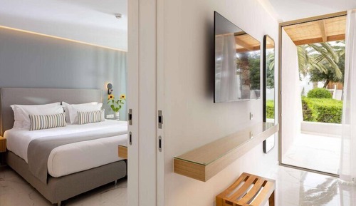 Family Room with Connecting Door