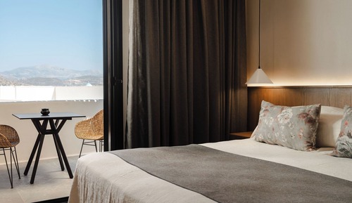 Honeymoon Room