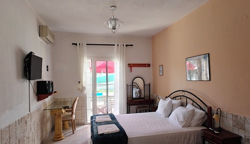 Junior Suite, 1 Queen Bed, Roll-in Shower, Private Pool (private Pool from 20.06.2024 on)