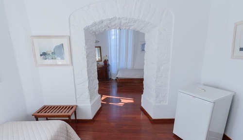 Traditional Standard Triple Room with Garden View