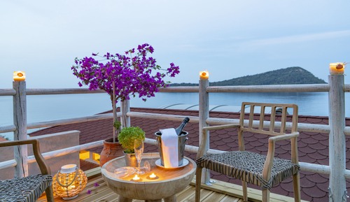 Suite, Sea View