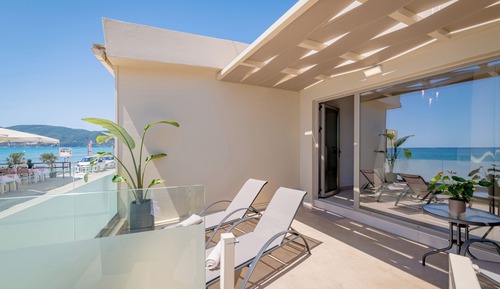 Studio Suite, Sea View