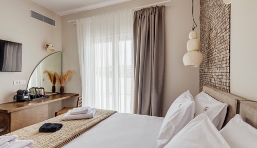 Deluxe Double or Twin Room, Garden View