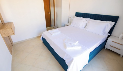 Deluxe Apartment, Balcony, Garden View