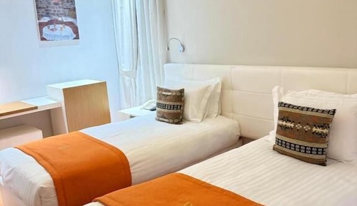 Double or Twin Room, Mountain View