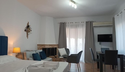 Luxury Studio, Balcony, Bay View