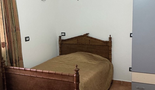 Basic Shared Dormitory, Mountain View