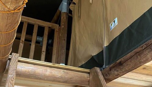 Deluxe Tent