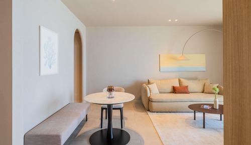 Executive Suite, 1 King Bed with Sofa bed