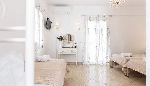 Deluxe Triple Room