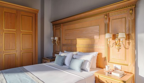Family Suite, Pool View