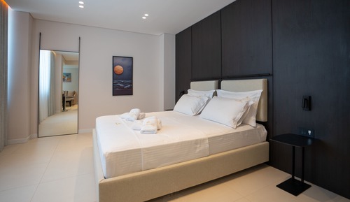 Queen Room with Jacuzzi and Sea View