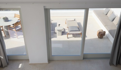 Prestige Suite with Private Infinity Pool & Heated Outdoor Jetted Tub - Caldera View