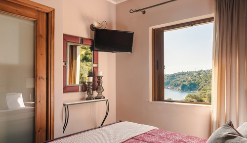 Signature Suite, Sea View