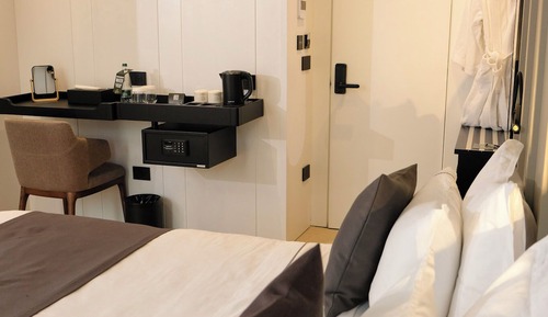 Premium Room