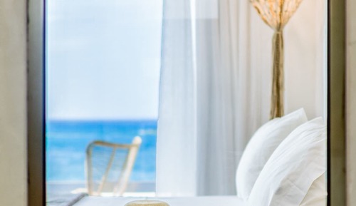 Studio Suite, Sea View