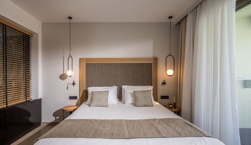 Suite, Private Pool, Garden View