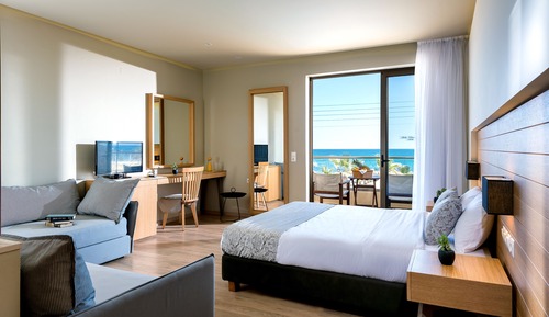 Superior Double Room, Sea View (Sharing Pool)