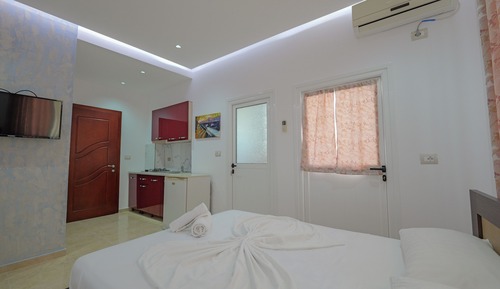 Apartment, Balcony
