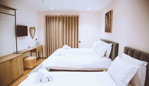 Basic Twin Room, Courtyard View