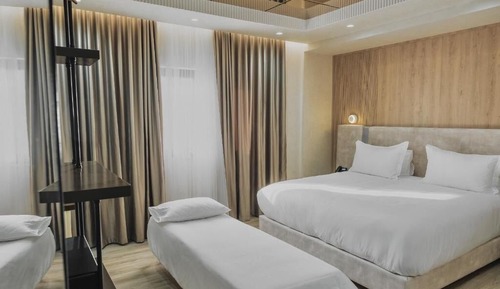 Deluxe Double Room, Garden View