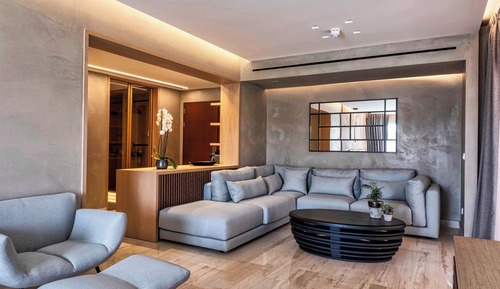 Suite with Private Pool