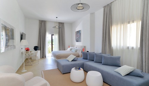 Junior Studio Suite, Partial Sea View