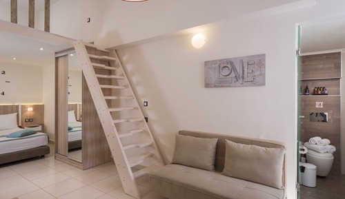 Family Studio