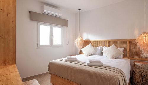 Suite, 3 Bedrooms
