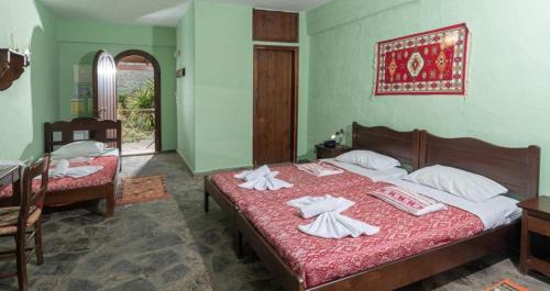 Triple Room (3 Adults)