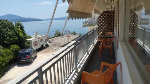 Two-Bedroom Apartment with Balcony and Sea View