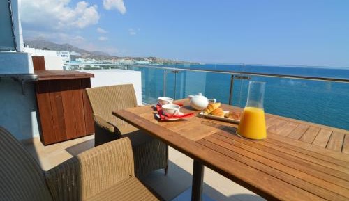 Suite with  Spa Bath and Sea View