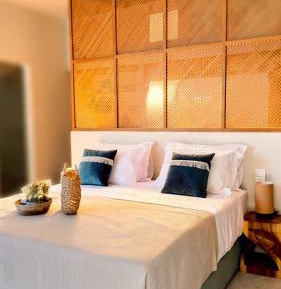 Deluxe Suite with Sea View