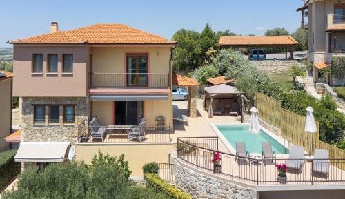 Three-Bedroom Apartment with Private Pool