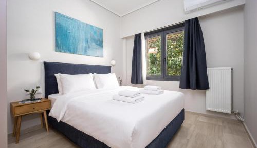 One-Bedroom Apartment with Balcony