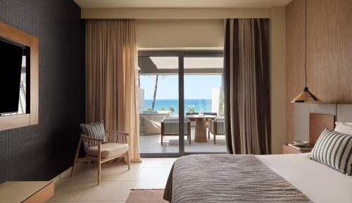 Superior Room Lagoon Sea View Outdoor Whirlpool