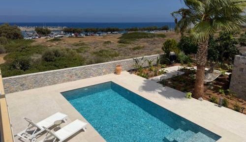 Villa - Beach Front