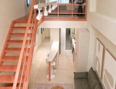 One-bedroom Loft Apartment 