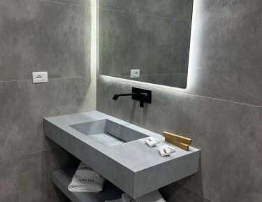 Double or Twin Room with Mountain View