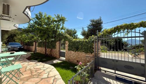Apartment with Terrace