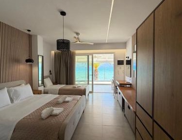 Superior Triple Room with Sea View