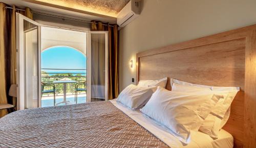 Comfort Double Room with Sea View