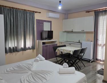 Triple Room with Balcony