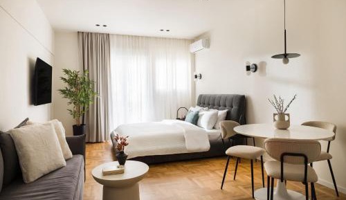 One-Bedroom Apartment