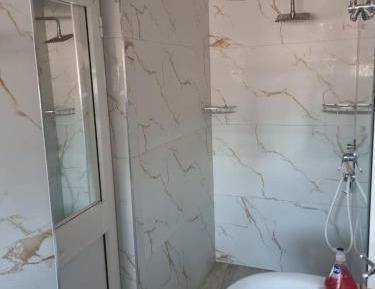 One-Bedroom Apartment with Balcony