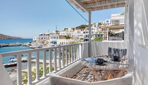 Two-Bedroom Deluxe Apartment with Ocean View