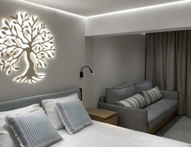 One-Bedroom Apartment with Garden View