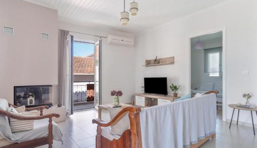 Three-Bedroom Premium Apartment with Balcony